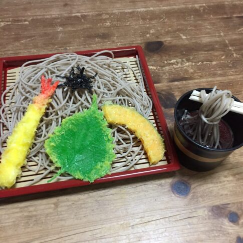 食品サンプル　天ぷら蕎麦