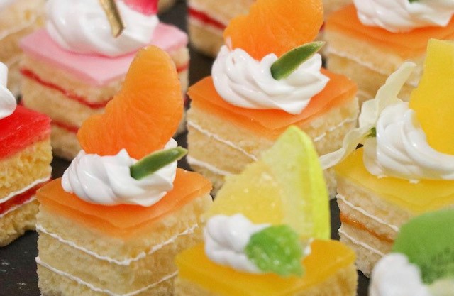 食品サンプル　ケーキ