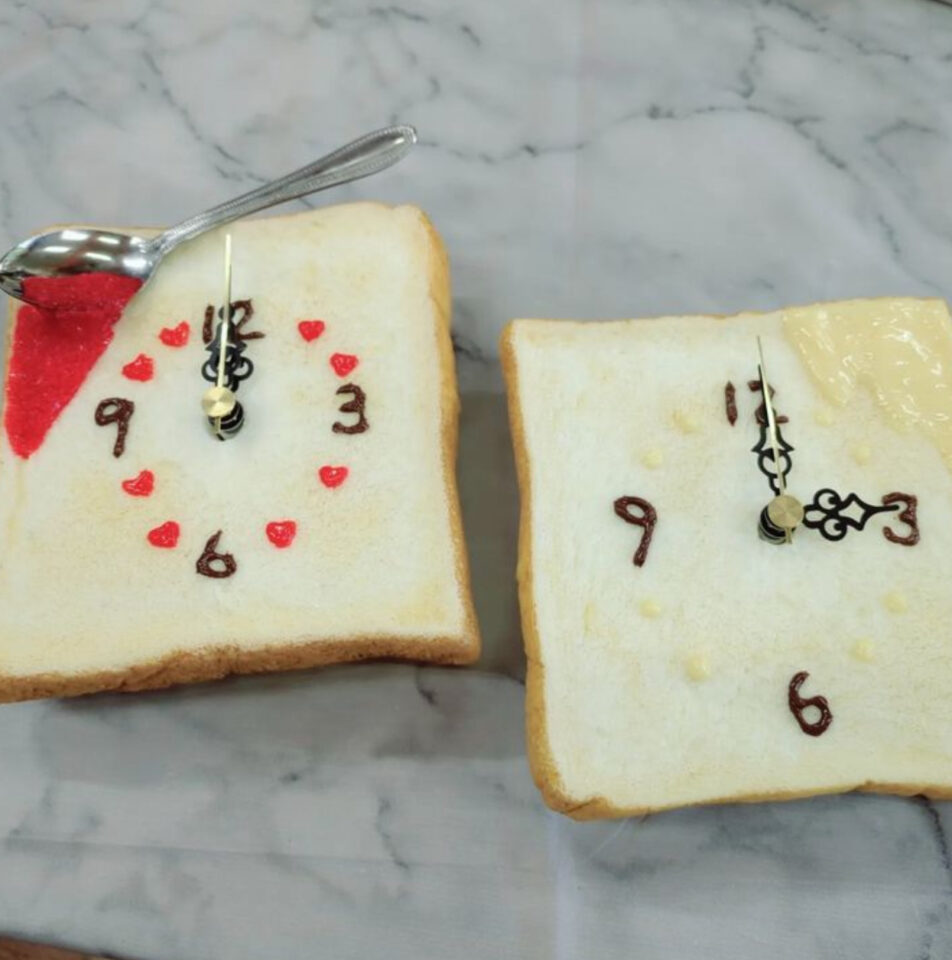 食品サンプル 食パン時計