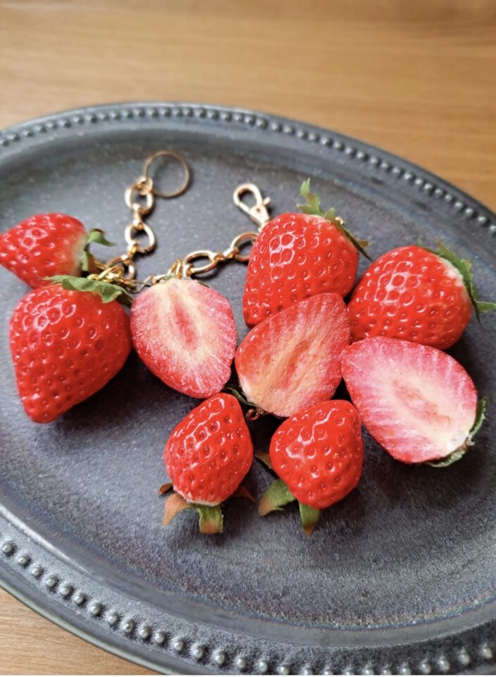 食品サンプル　いちご
