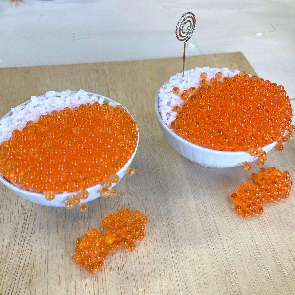 食品サンプル　いくら丼